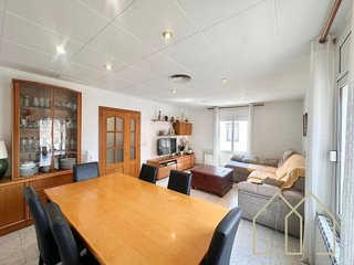Casa adosada en venta en L'Eixample en Sant Feliu de Guíxols
