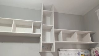 Regalo estanterías de madera blancas