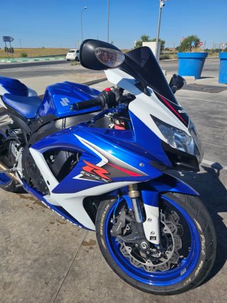 Suzuki GSX-R 600 k8