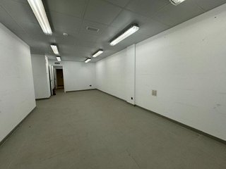 Local comercial en alquiler en Ciudad Universitaria en Madrid