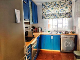 Piso en alquiler en El Padrón - El Velerín - Voladilla en Estepona