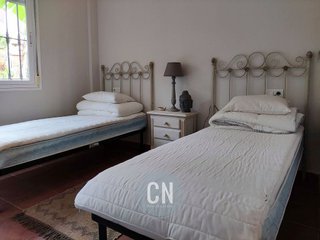 Piso en alquiler en El Padrón - El Velerín - Voladilla en Estepona