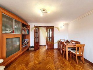 Piso en venta en El Llano en Gijón