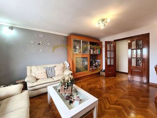 Piso en venta en El Llano en Gijón