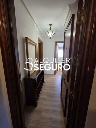 Piso en alquiler en Plaza España - Villa Pilar - Reyes Católicos - Vadillos en Burgos
