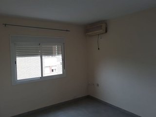 Piso en alquiler en Pedro Salvador - Las Palmeritas en Sevilla