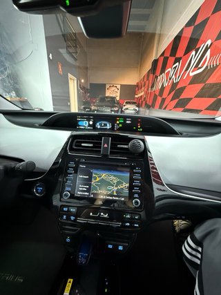 Toyota Prius 2021