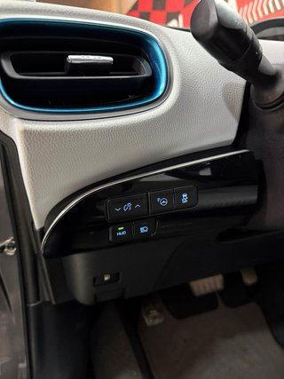 Toyota Prius 2021