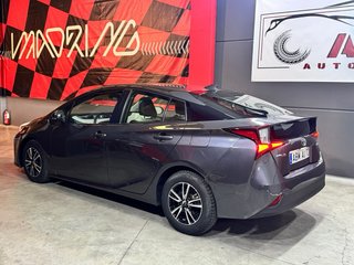 Toyota Prius 2021