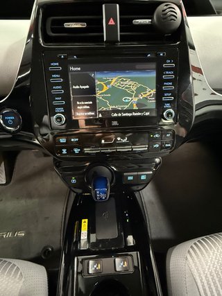 Toyota Prius 2021