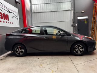 Toyota Prius 2021