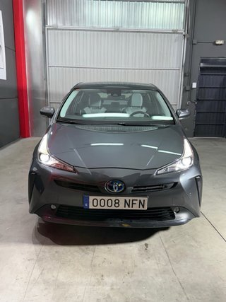 Toyota Prius 2021