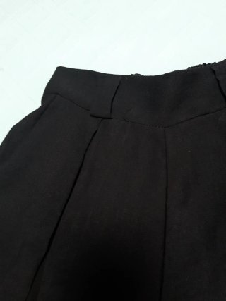 Falda pantalón marrón con bolsillos