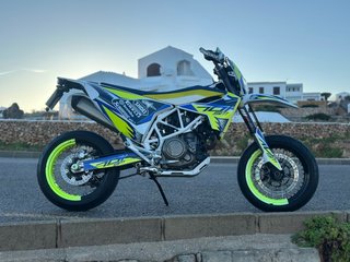 Husqvarna 701 SM Supermotard