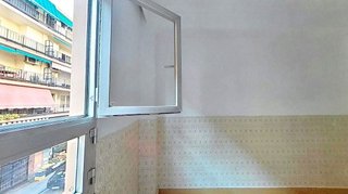 Piso en venta en Torrefiel en Valencia