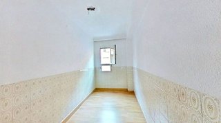 Piso en venta en Torrefiel en Valencia