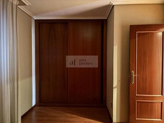 Piso en venta en Teis en Vigo