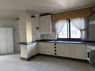 Piso en venta en Teis en Vigo