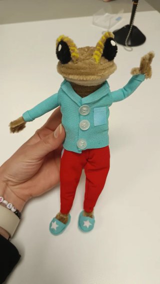 Figura Sapo Concho Bad Bunny