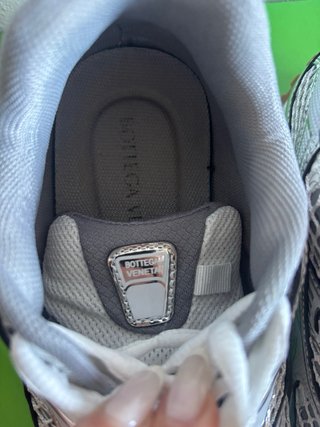 Sneakers modello Bottega Veneta Orbit