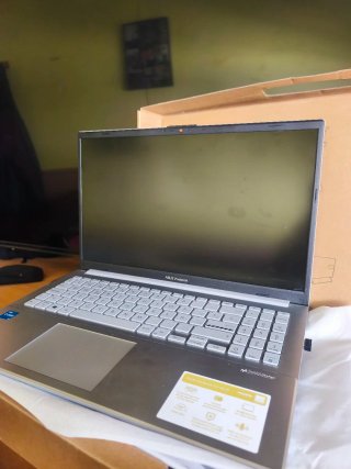 Asus Vivobook 15 Plata