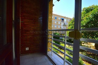 Piso en alquiler en Cruz Roja en Sevilla