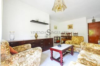 Piso en alquiler en Cruz Roja en Sevilla
