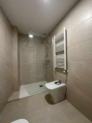 Piso en alquiler en Falperra - Santa Lucía en Coruña (A)