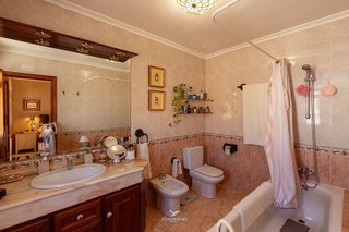Casa adosada en venta en Las Cancelas - Valdeolletas en Marbella