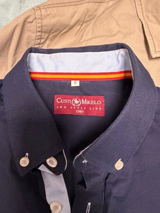 Cazadora de Tommy Hilger y camisa de Españolo