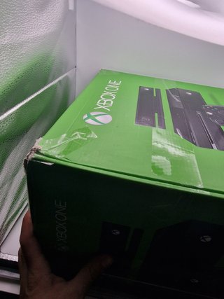 Xbox One 500GB con scatola