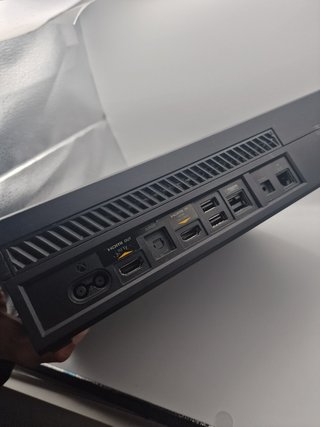 Xbox One 500GB con scatola