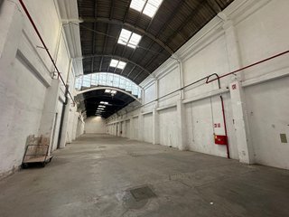 Nave industrial en alquiler en Centre en Hospitalet de Llobregat, L´