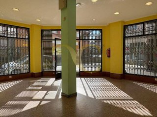 Local comercial en alquiler en Perchera en Gijón