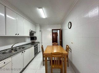 Piso en alquiler en Calvario - Santa Rita en Vigo