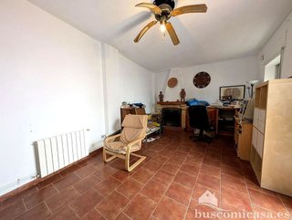 Chalet en venta en Linares