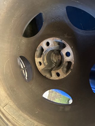 4 Llantas con Goma Michelin 185/65R15