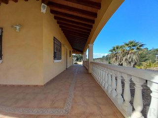 Chalet en venta en Zona Urbanizaciones en Alzira