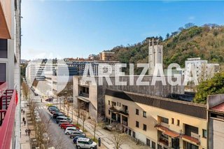 Piso en venta en Amara - Berri en San Sebastián-Donostia
