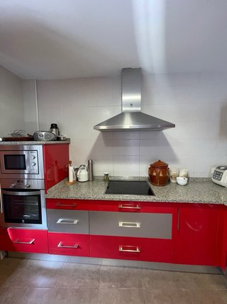 Cocina completa modular roja