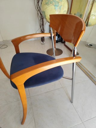 Mesa comedor cristal y 4 sillas madera