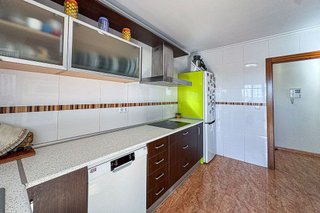 Piso en venta en El Ingenio en Almería