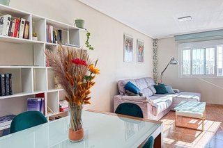 Piso en venta en El Ingenio en Almería
