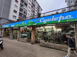 Local comercial en venta en Pinar - Anaka - Belaskoenea en Irun