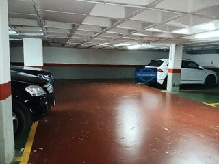 Garaje en venta en Ensanche - Diputación en Alicante