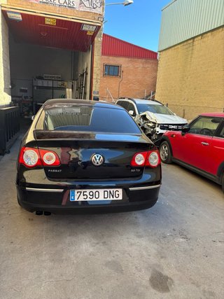 Volkswagen Passat 2005 etiqueta B