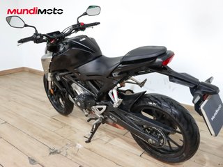 HONDA CB 125 R