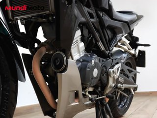 HONDA CB 125 R