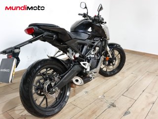 HONDA CB 125 R