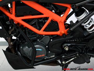 KTM 125 DUKE -APTA B Y A1-